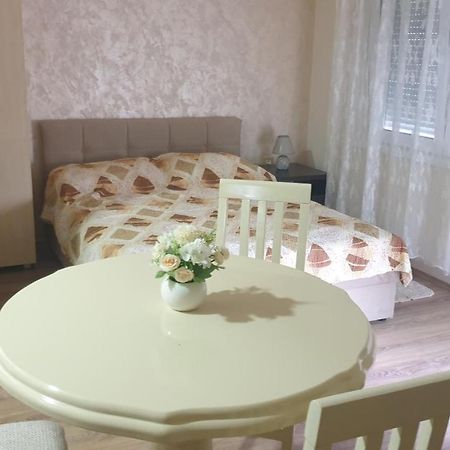 Apartments Kamenjar نوفي ساد المظهر الخارجي الصورة