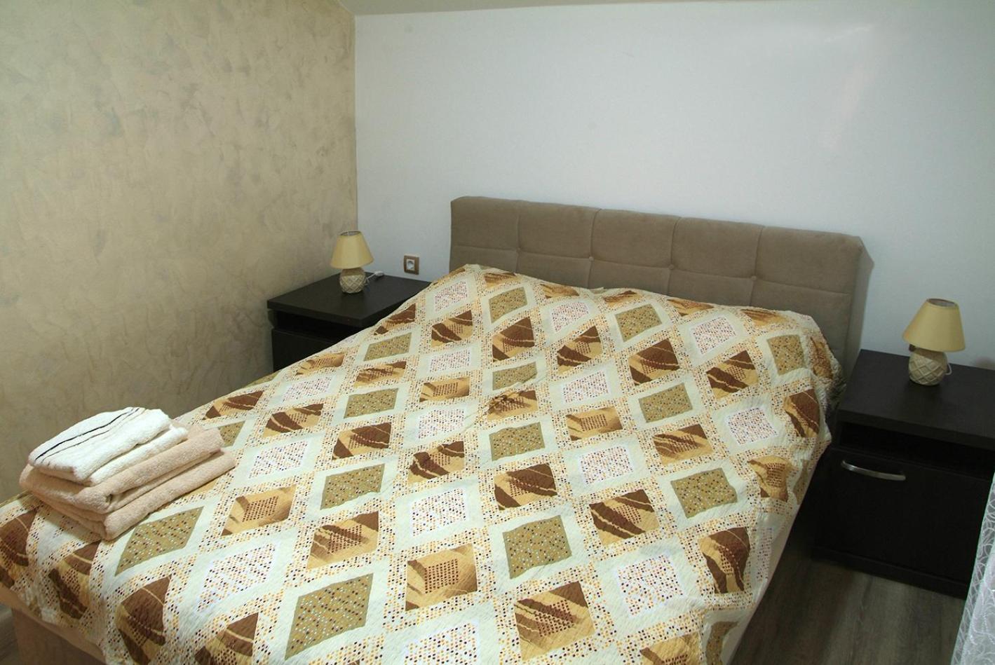 Apartments Kamenjar نوفي ساد الغرفة الصورة